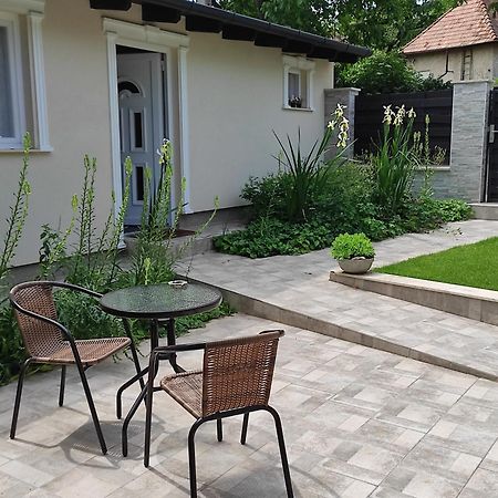 Garden Home Törökbálint Εξωτερικό φωτογραφία